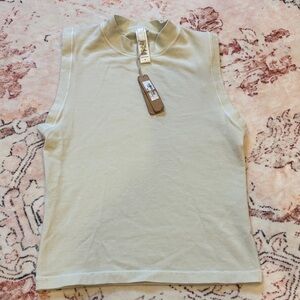 SKIMS Sleeveless Mock Neck Tank - Light Sage